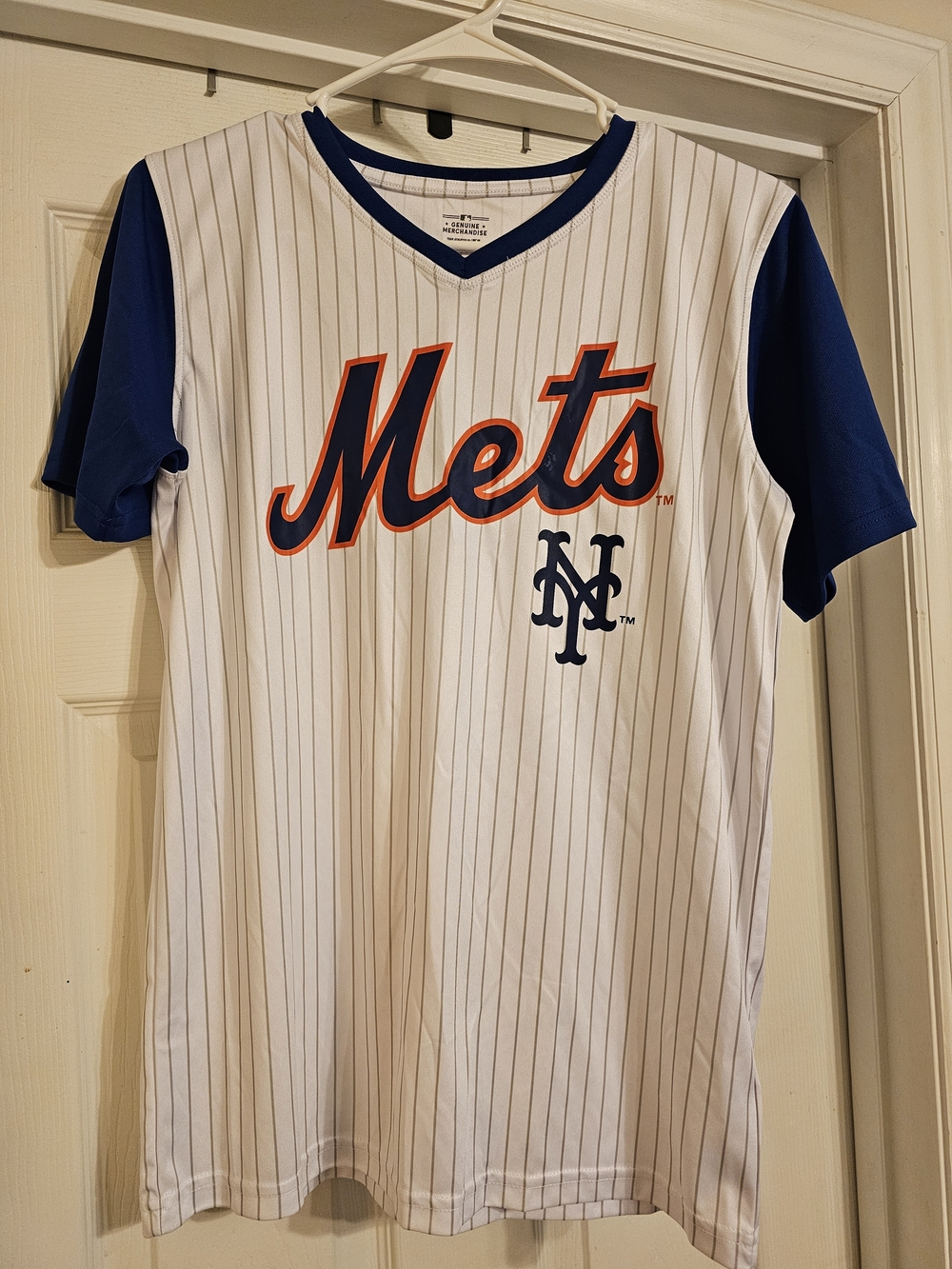 New York Mets Pinstripe Jersey T-shirt. Size:XL 16/18.